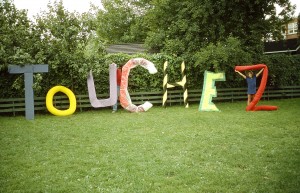08_touchez