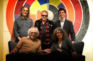 Code Couronne en Synesthésie - Yvon Cozic, Monic Brassard, Claude Frascadore, Jean-Paul Daoust, Mickaël Lipari-Mayer
