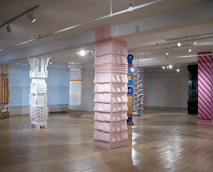 Tétraktys - 8 des 10 colonnes composant l’ensemble, 2004