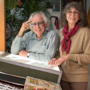 Yvon Cozic et Monique Brassard dans leur atelier, 2019